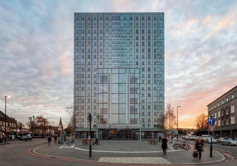 Апартаменты 2Br Chic London Sleep 9 Bp7 Экстерьер фото